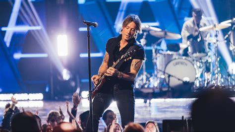 Keith Urban Concert Extravaganza: A Night of Electrifying Performances and Unforgettable Moments!